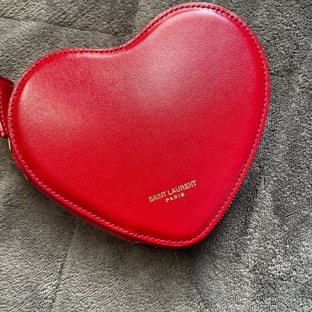 Cutest little thing red hot Saint Laurent tote